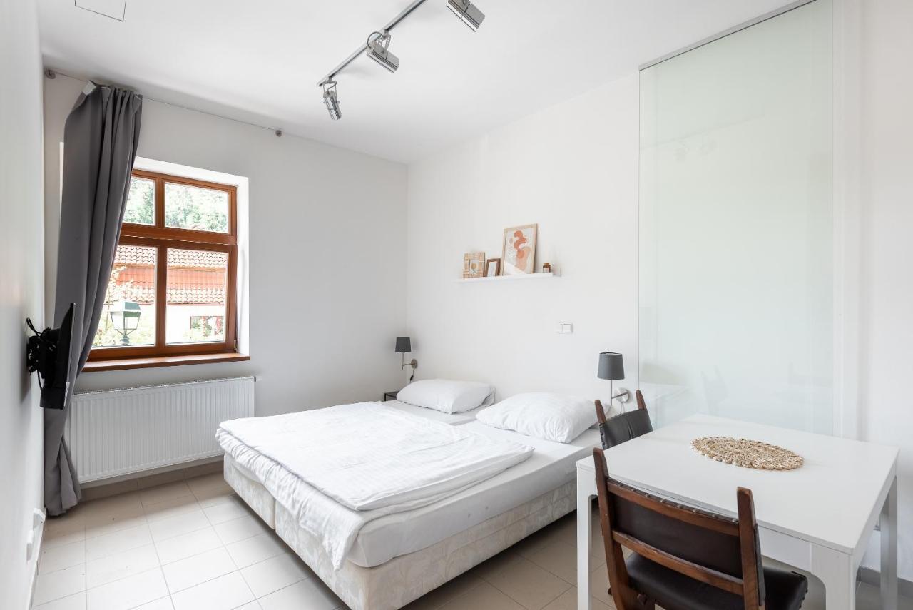 Apartman Muzeum Obchodu Karlštejn Exteriör bild