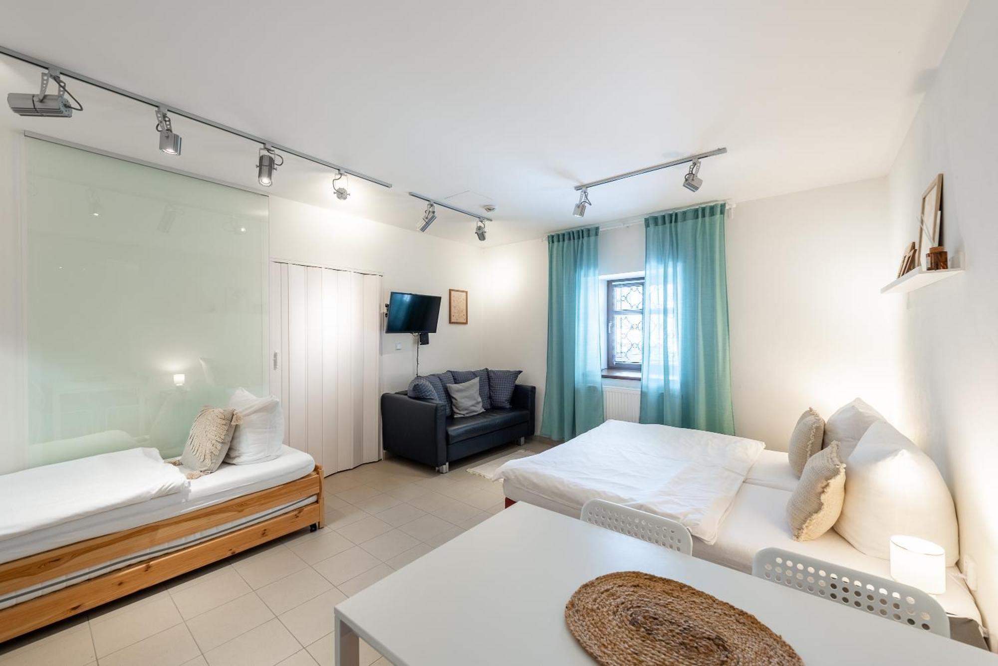 Apartman Muzeum Obchodu Karlštejn Exteriör bild