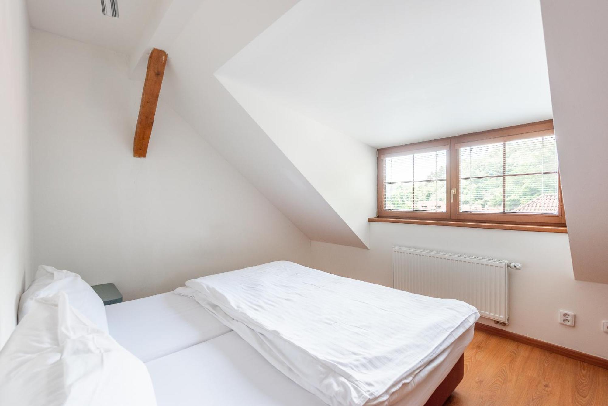 Apartman Muzeum Obchodu Karlštejn Exteriör bild