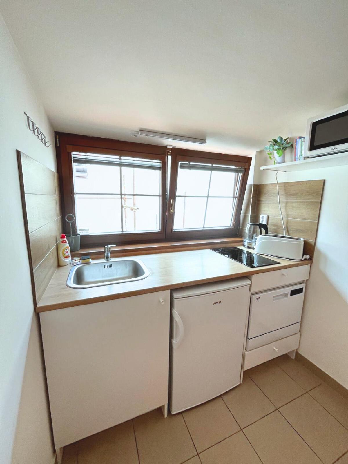Apartman Muzeum Obchodu Karlštejn Exteriör bild